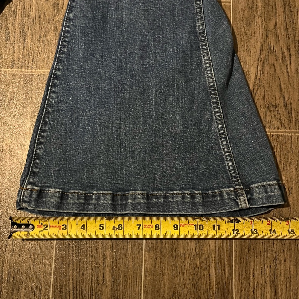 Wrangler Retro High Rise Flare Jeans Women’s Bell Bottoms Rodeo Blue Size 26x34 - Picture 9 of 10